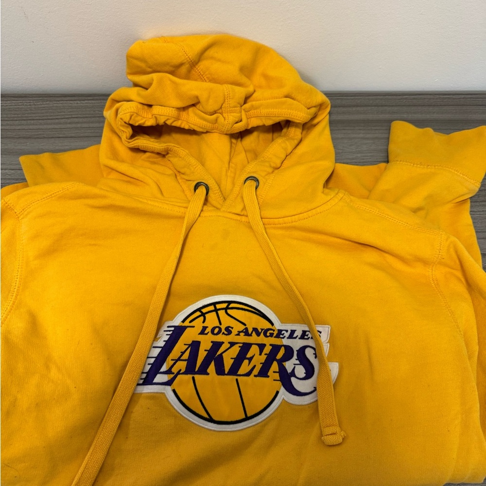 Antigua Yellow Los Angeles Lakers Hoodie